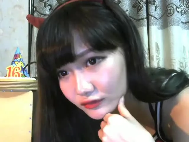 Preview for Ôn lại kỷ niệm với em Hường Hana XAMVN Tin tức xã hội, gái gú, kinh tế tài chính 3