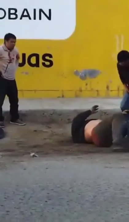 Preview for Bị thiêu sống trên phố