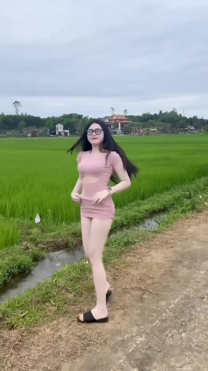 Preview for Girl xinh tiktok 60428664