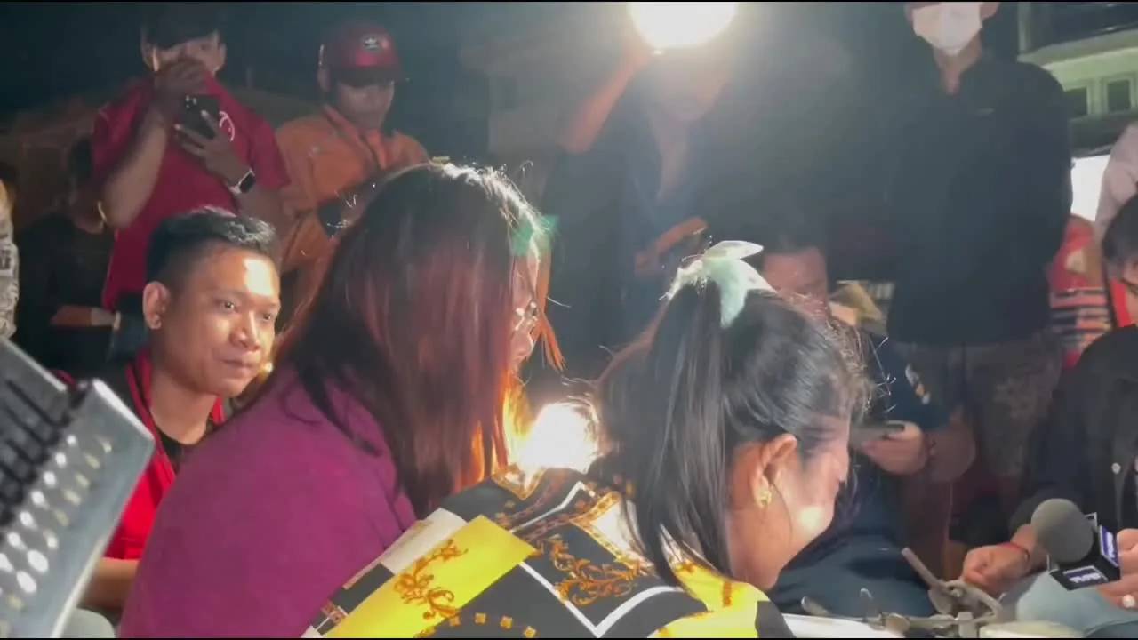 Preview for  2726568587628586464